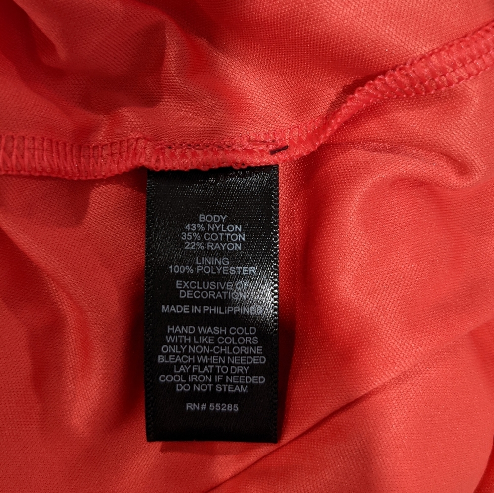 ❤️SOLD❤️NWT Express lacy sheath midi dress - Picture 9 of 9